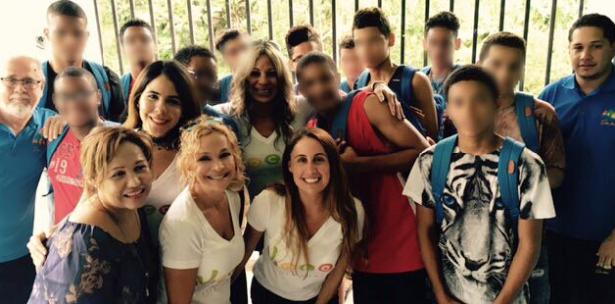 VÍDEO |  Topy Mamery es recordado por sus hijas, artistas y amigos ow.ly/W1HA30asoRi