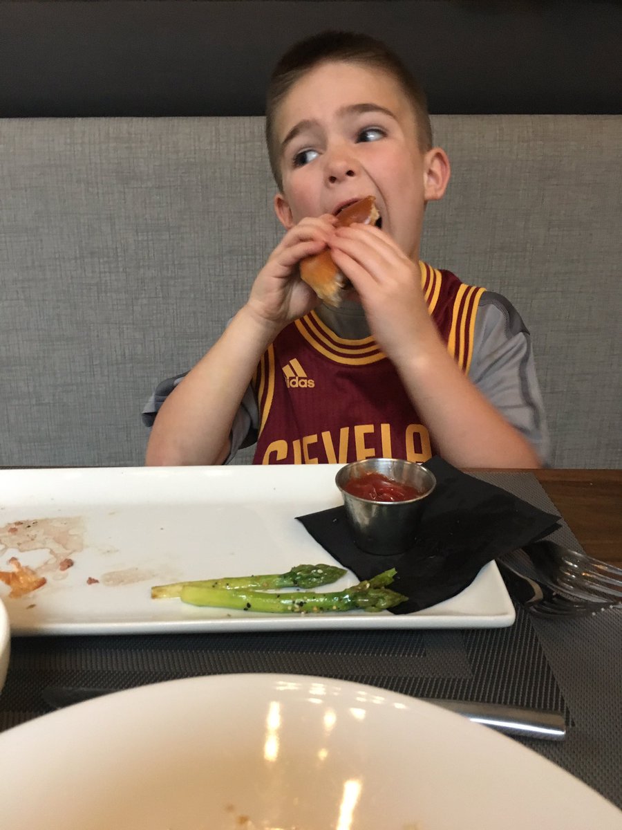 JoshStaph's tweet image. Pre-game burger game is strong. This is for you, @clevezirm  #gocavs