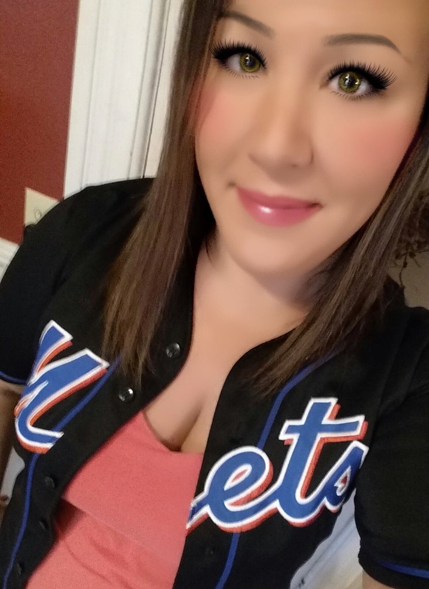 lanipelkey's tweet image. Rocking my 10 year old sons Pedro Martinez Jersey #MetsFriday #LGM