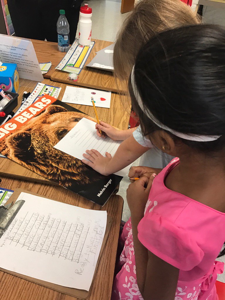 licoc's tweet photo. Ms Mooneys 1st grade eager to share their animal poems #unitsofstudywriting #Science @Alpharetta_ES @Coretta_Stewart https://t.co/RKI9FSabHy
