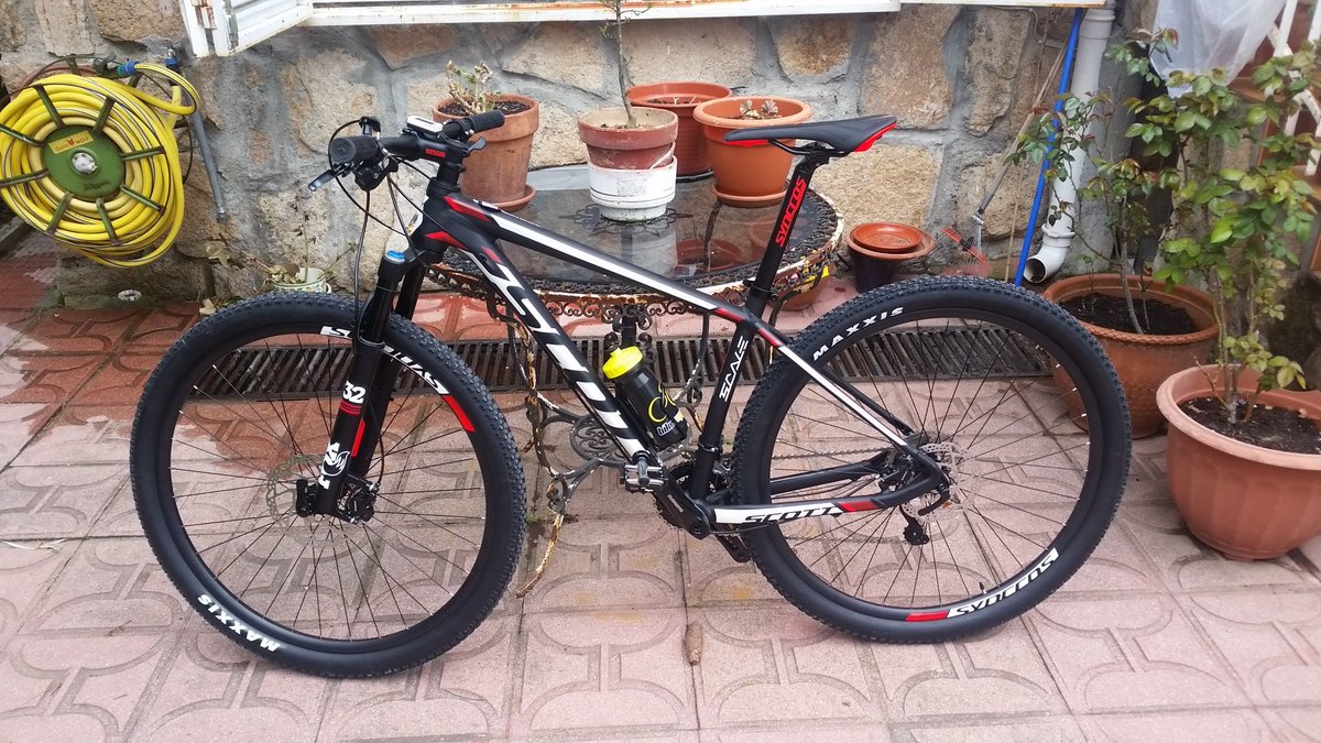 wizalberto's tweet photo. Ya está en casita la nueva máquina!!!
#SCOTT
#Scale950
#BTT
Gracias a BikeSupport por el trato y la recomendación! 🔝🔝👏👏👌🏍 https://t.co/hcMw3Pgj1F