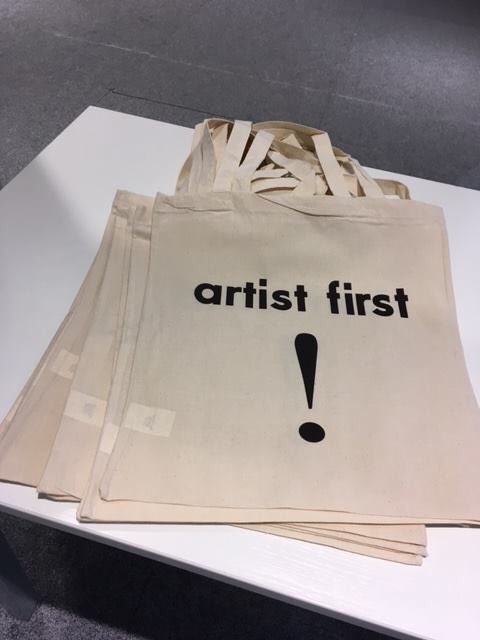 Gaan! Morgen om 12.00 is Artist First! weer open, een nieuwe kunstbeurs met de nadruk op keramiek, hosted by <a href="/BoeskeProjects/">Boeske Projects</a> &amp; @RonLangArt