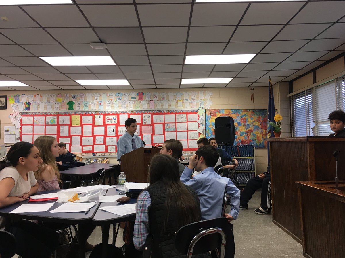dcarneyBMS's tweet photo. So impressed by the students' performances today in Ms. Charvet's trial! They are so engaged and motivated! @BernerChiefs ,@MsCharvet https://t.co/D41wKATuo1