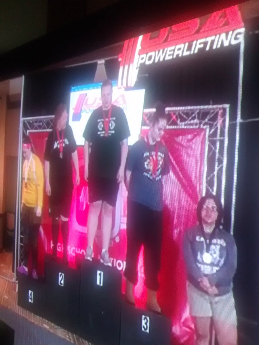 JaneRueter's tweet photo. #TEAMMIRANDA #BDHS  #WISCONSINPROUD #Powerlifting #Girlscantoo #Represent
My daughter is so awesome! I can't explain how I feel! https://t.co/b4YhpbtUDo