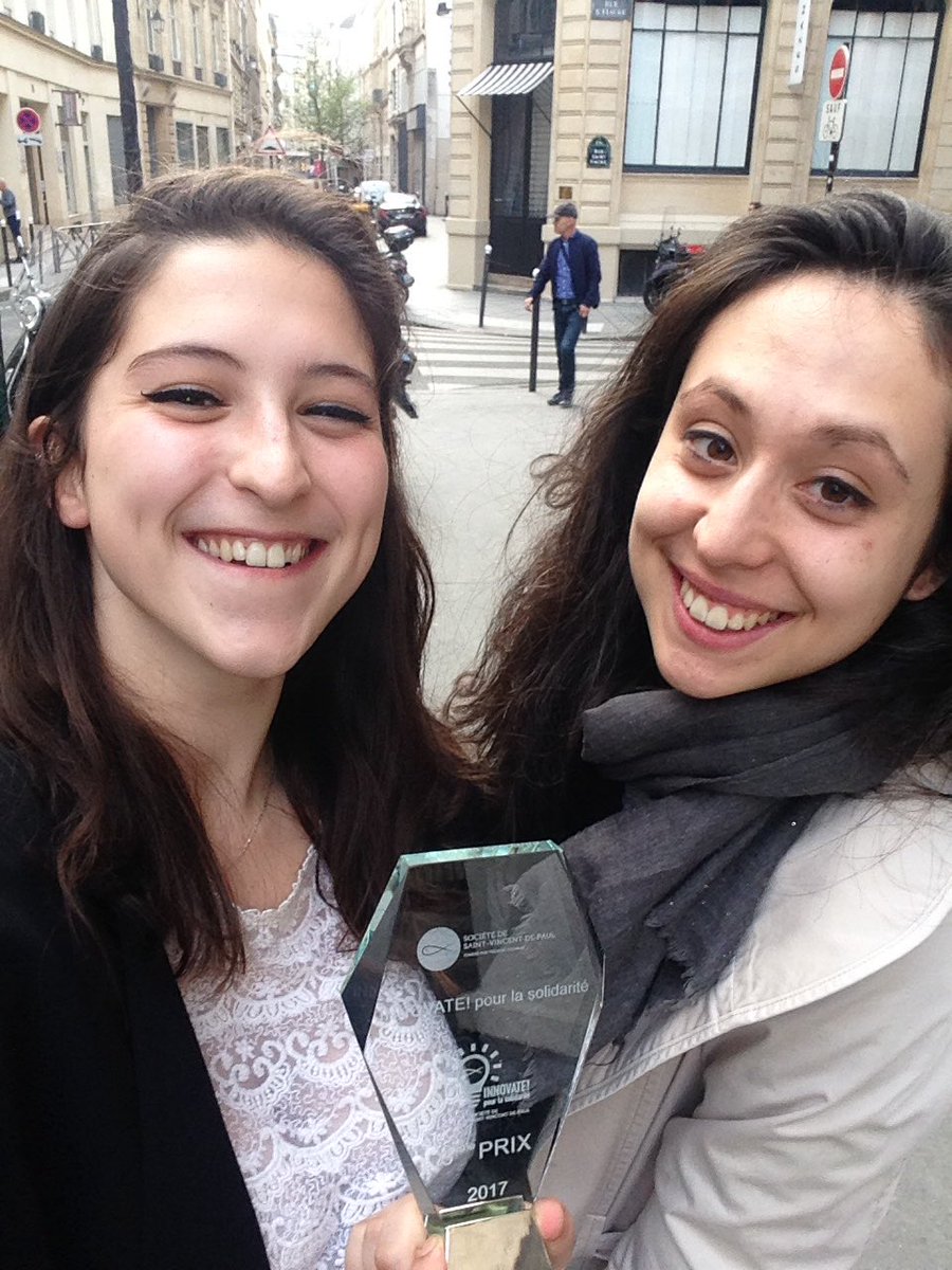 LeBabaParis's tweet photo. 3e prix au concours Innovate! Un vrai coup de pouce, merci à la Société St Vincent de Paul 😍 #INNOVATEssvp https://t.co/Iwm2OG2WBW