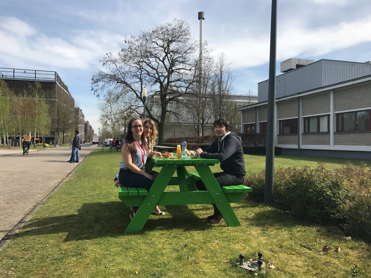 CLaSSiC_EU's tweet photo. Catching the first photons of sun, preparing to travel to @aslmsedu to get the ASLMS Awards on Photobiomodulation and to give 2 talks. https://t.co/AEquAkBpE6