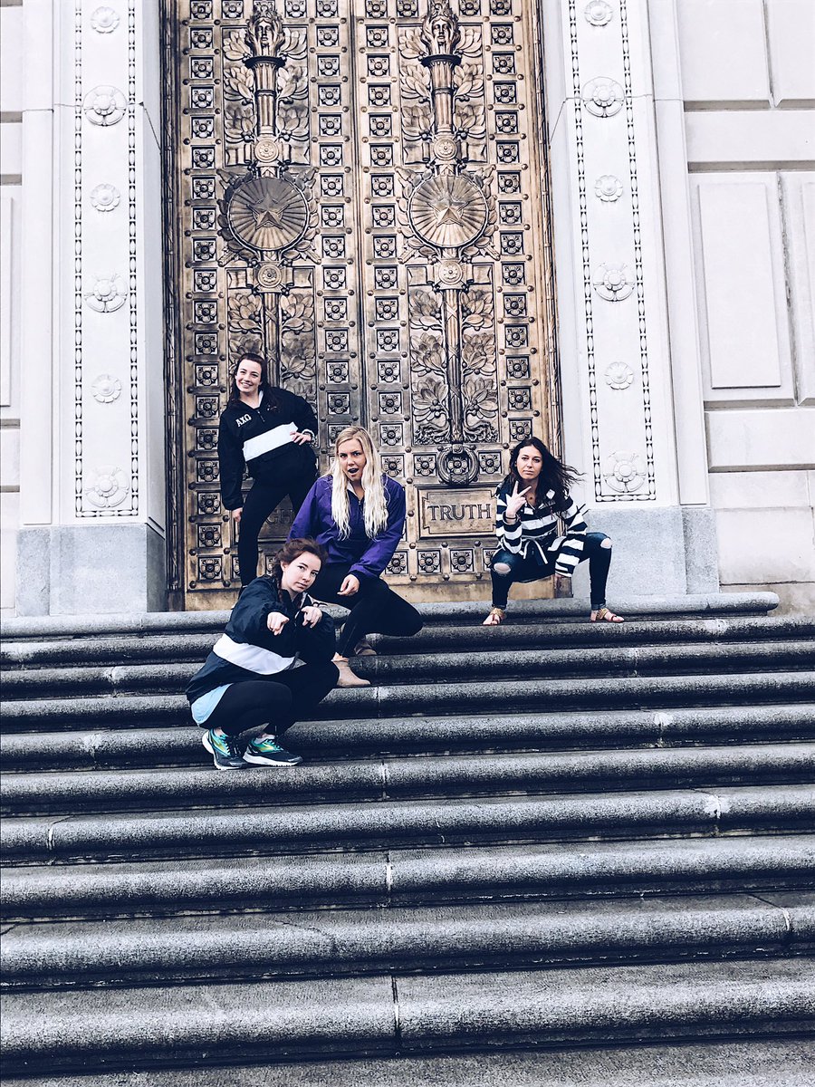 MAB_Indy's tweet photo. Making our way downtown, walkin fast, faces pass, and the girls rule, da na na na na na bum bum da na na na na na naaaa https://t.co/3DTtBSaQPR