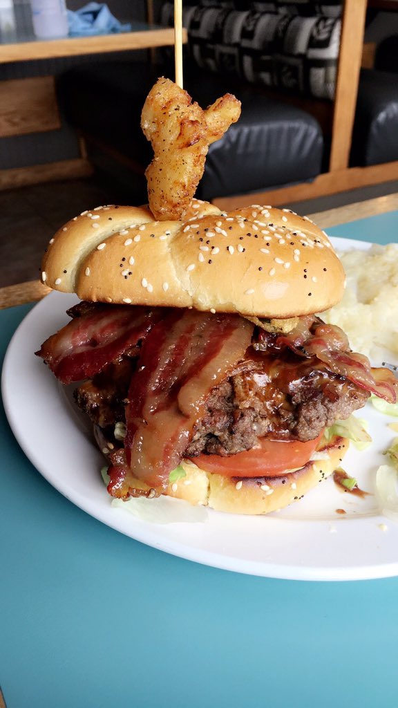 provostjen's tweet photo. @PEIBurgerLove #onedown #local311 #peiburgerlove https://t.co/ExA7jF3IE3