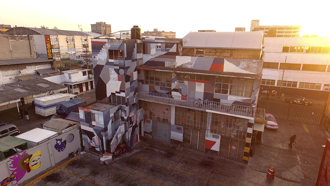 DistritoArte's tweet image. ¡Todavía hay clima para más muralismo! Y por eso hoy queremos compartirles las fotos de uno que vivimos en enero en México #WallDialogue2