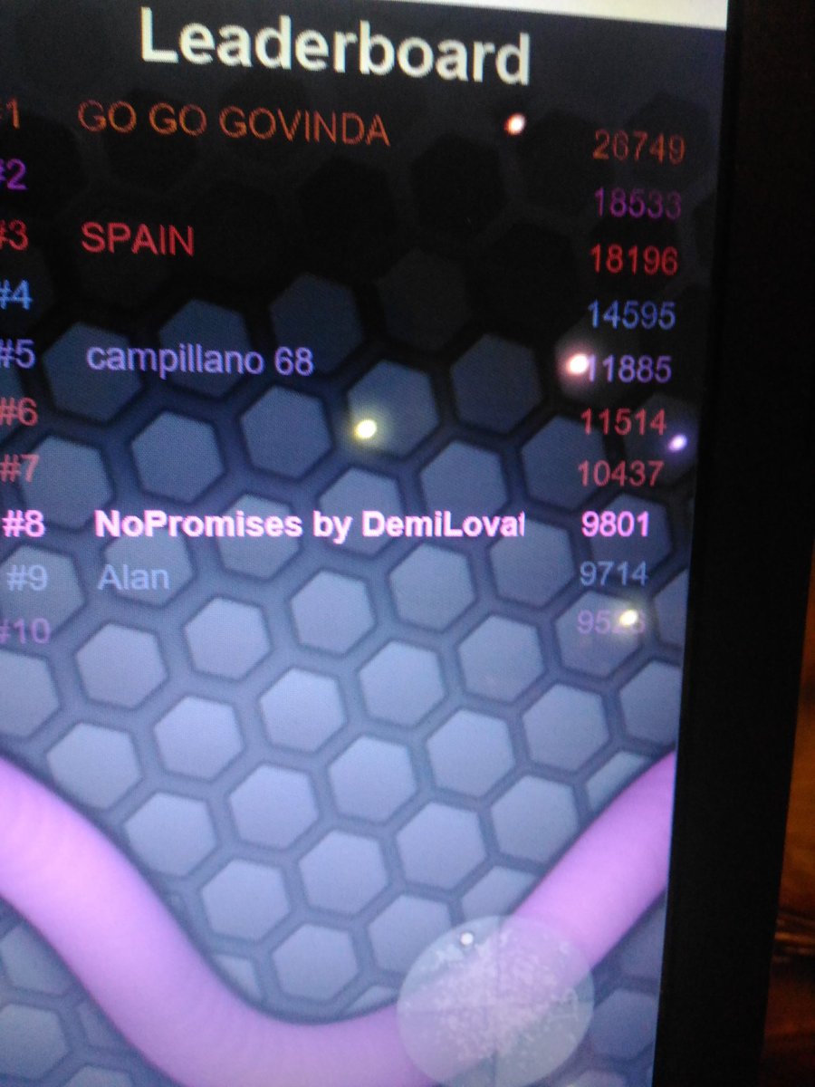 Stacy_Anastasia's tweet photo. 😂😂 Try to do " No Promises " more popular 😂😂 #CheatCodes ft #DemiLovato 
#slitherio 
#BuyNoPromisesOnItunes 
#NoPromisesOnFriday https://t.co/CyMjt7is62