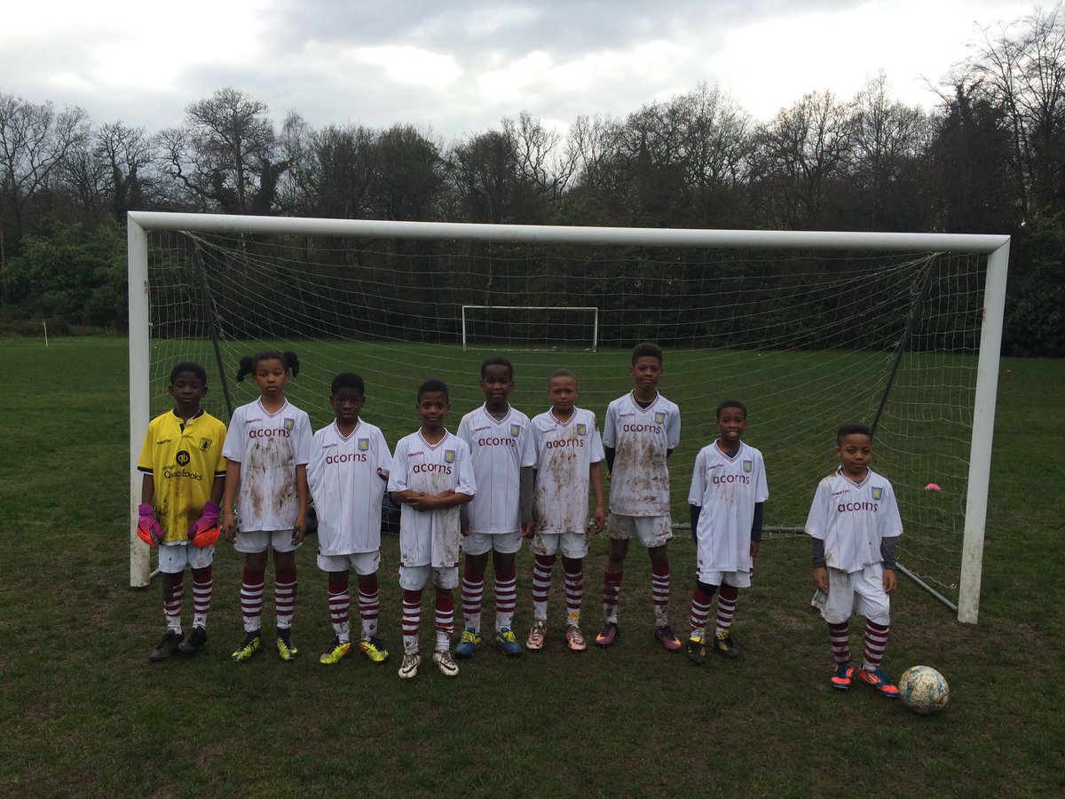 harperbell_sda's tweet photo. Who is going to get all of that mud out? Well done team, you've done us proud all week!! @ESPSFA_league https://t.co/EhMWtniUke