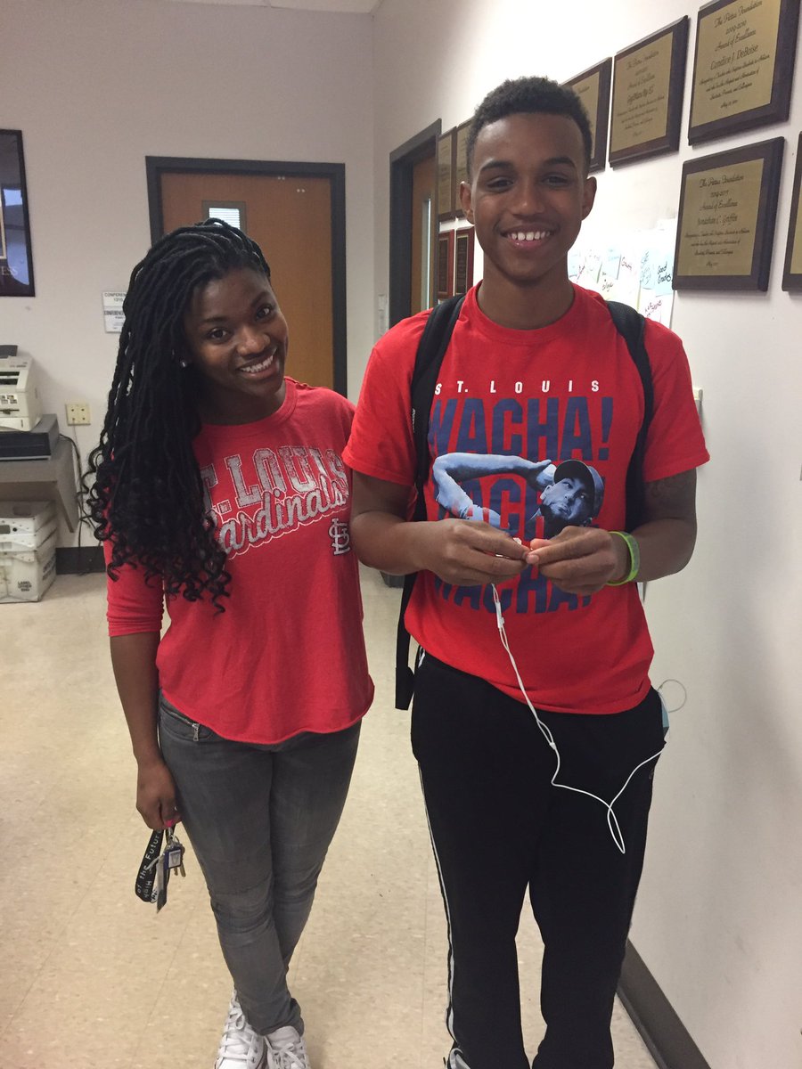 CarnahanHSOF's tweet photo. Check out the winner of our Cardinals Spirit Day Raffle! Go Cardinals! Go Cougars! @SLPS_INFO #highschoolofthefuture https://t.co/UrHYOpWEI5