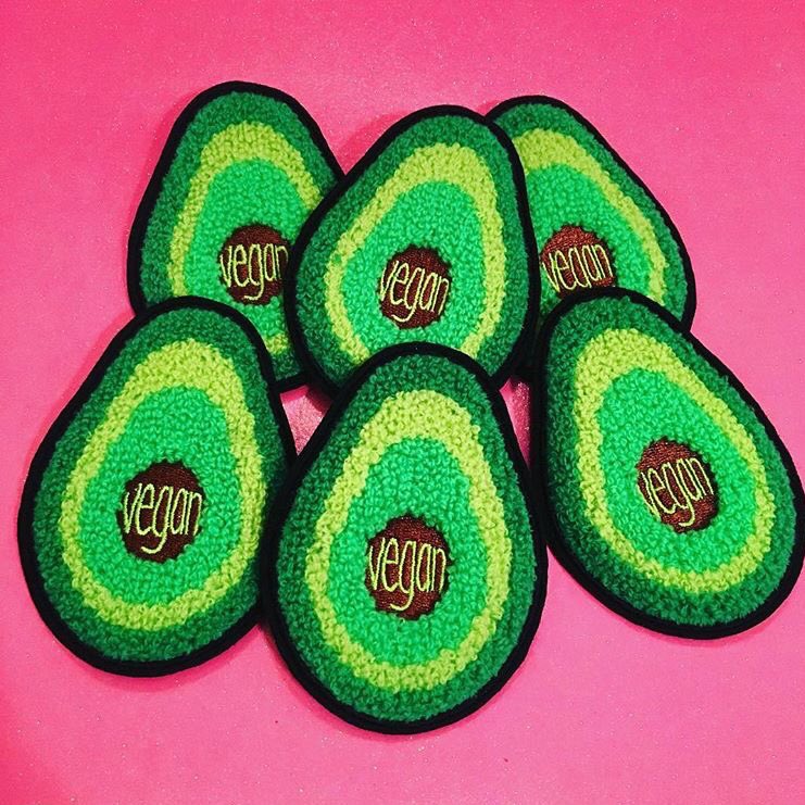 VeganPower_co's tweet image. Only 2️⃣ more #Vegan Avocado Chenille Patches left in our #Etsy store!🙀🥑😢💗
Shop link in bio👆🏼
💗🥑💗🥑💗🥑💗🥑
#veganpatch #govegan