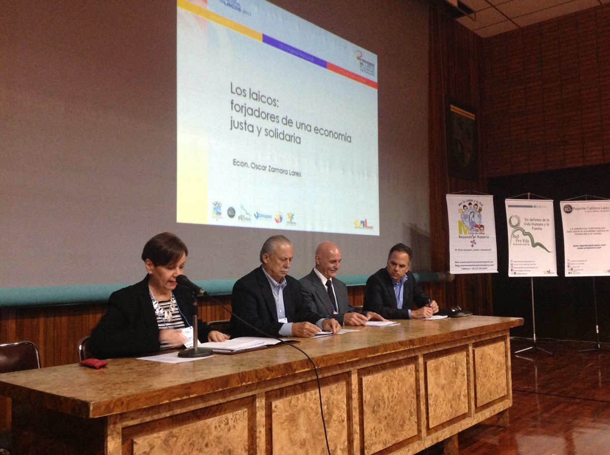 NoticiasRCL's tweet photo. Oscar Zambrano Lares, Carmelo Ecarris y Carlos Urdaneta, en el panel sobre el laico como forjador de una economía justa y solidaria #cnl2017 https://t.co/sX45PDPgO6