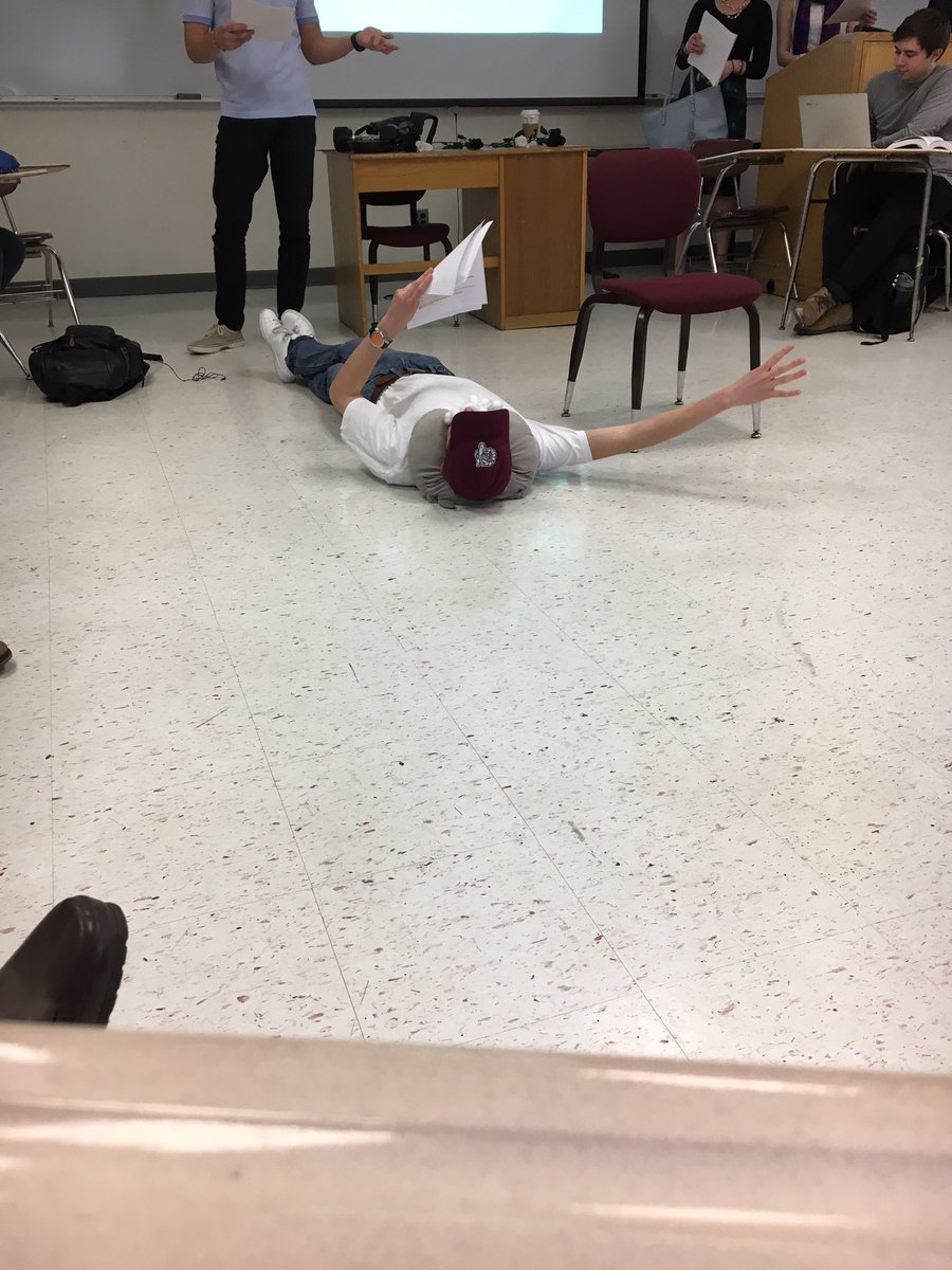 JBenoit_3's tweet photo. Me too, Joe #ENGL4148 https://t.co/KnYXmeYpBD