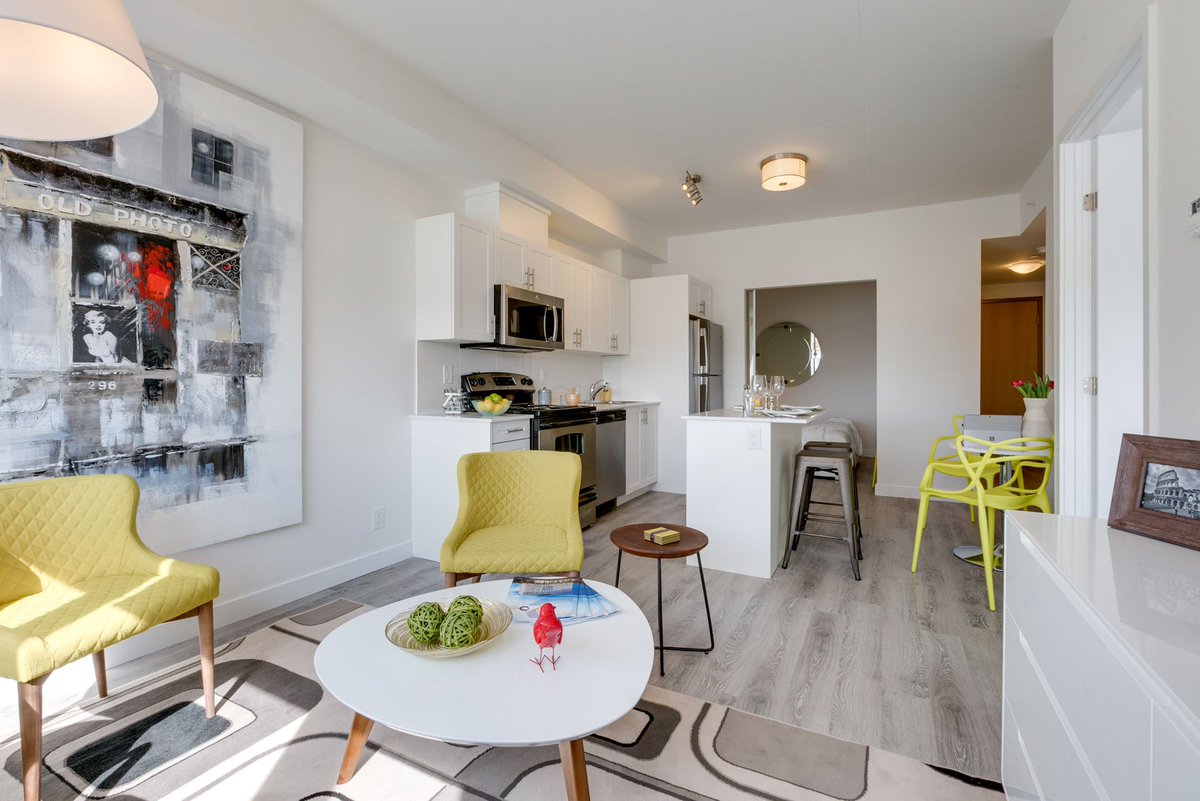 AtriaDev's tweet photo. 2 unique furnished model suites at https://t.co/RgmJ2aIaW6 contact our rental team for tours #oshawa #apartments #modelsuites https://t.co/CB24PMVhd8