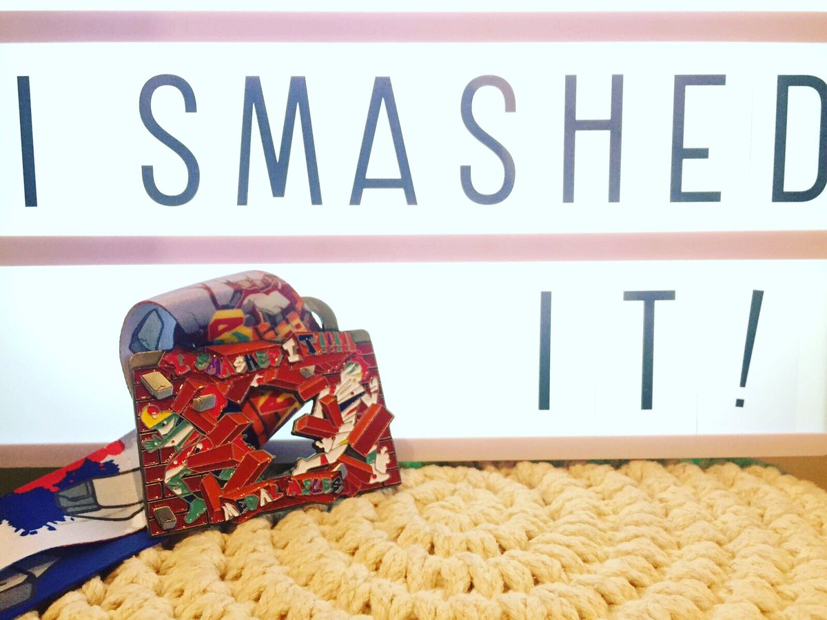 medal_miles's tweet image. Who's smashing out a run this weekend? 💪🏼🙌🏼 #medalmiles #virtualrunning #ismashedit