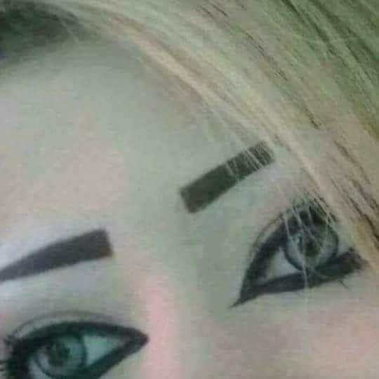 يجي وكت العتب وأتعاتب وياك
وأخليهن كبالك وحده وحده 
أجرح بالعتب ما أجرح بسيف
لان جرح العتب محد يضمده
موكتلك تره هالدنيا دولاب
اذا أفترت عكس