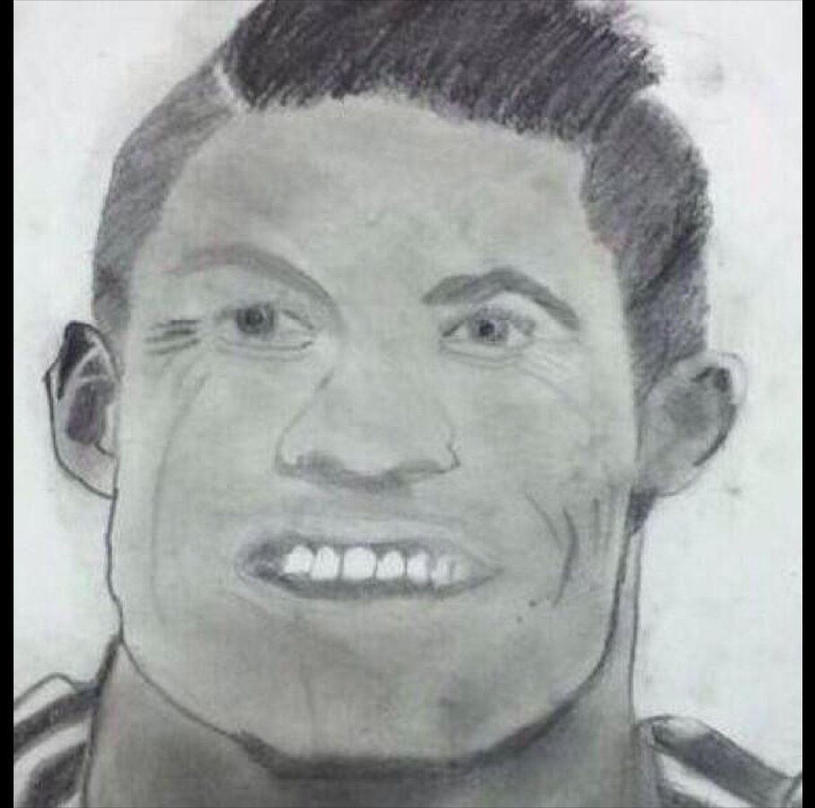 jvsxm's tweet photo. why does the ronaldo sculpture look like my 10th grade drawing of him??? https://t.co/jrNS3PfIo0
