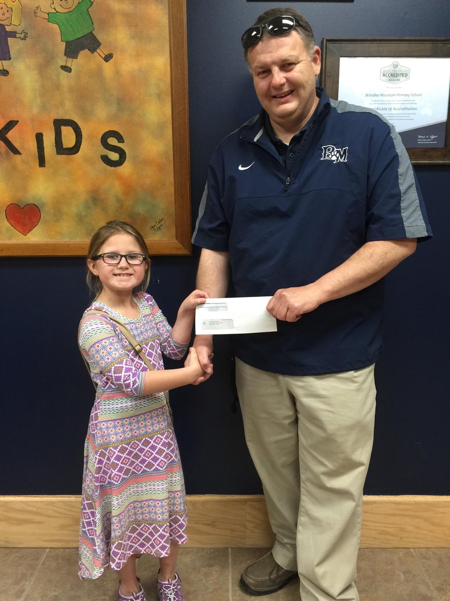 bmpslions's tweet photo. Congratulations to Gracie Ballew our top salesman in our fundraiser. Gracie sold 1536 candy bars! Way to go Gracie! https://t.co/w7d5RTOaI8