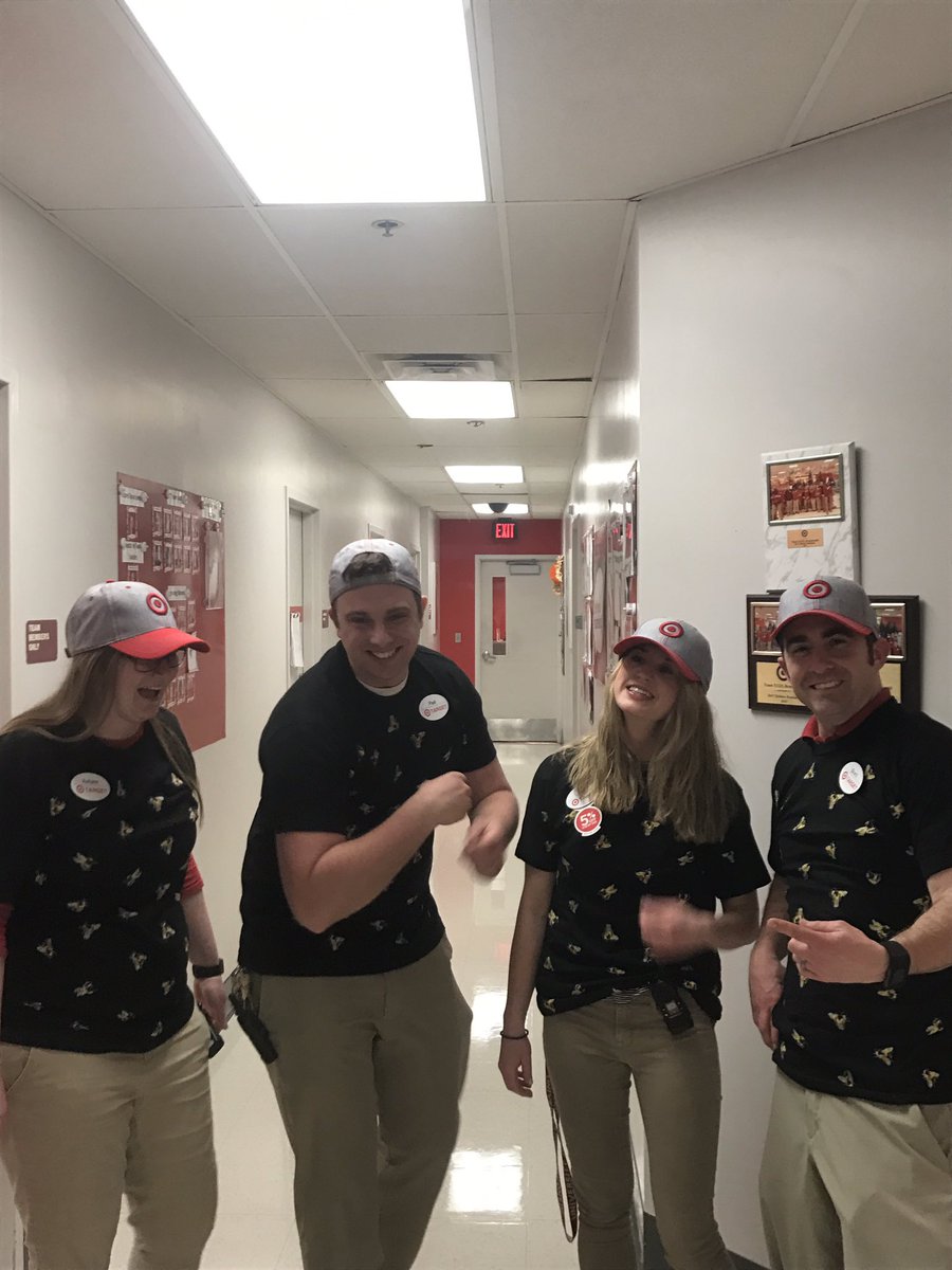 #122fly is ready for the Victoria Beckham release on April 9th!!! #BroughtBrettToTwitter Work somewhere you ❤️