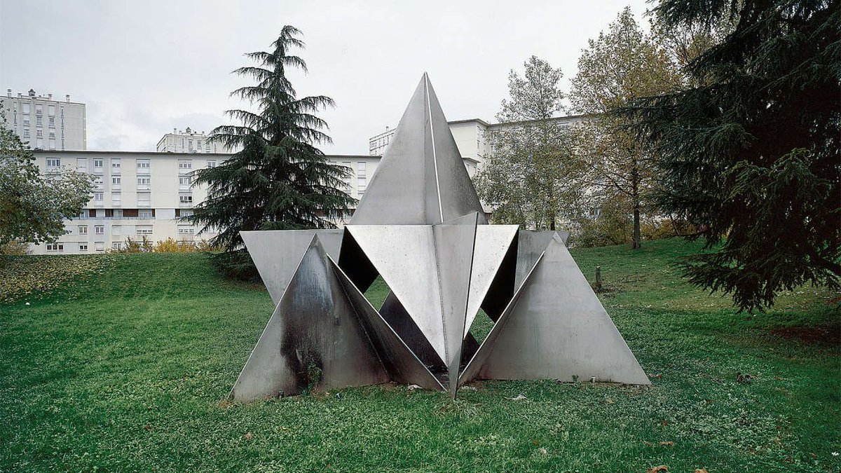 leobuild's tweet photo. Admiring the golden age of concrete #architecture through photographs. https://t.co/L7URQOQuzC #brutilism https://t.co/w1Kghd1x6M