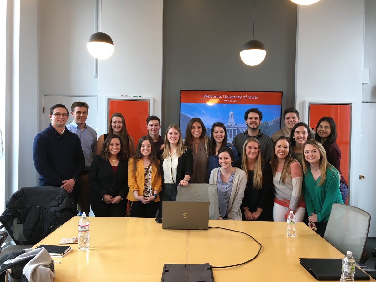 TheMotionAgency's tweet photo. Thank you @IowaPRSSA for visiting our office today. You had some amazing #PublicRelations questions. Good luck on your future endeavors! https://t.co/VWHIUbcC2a