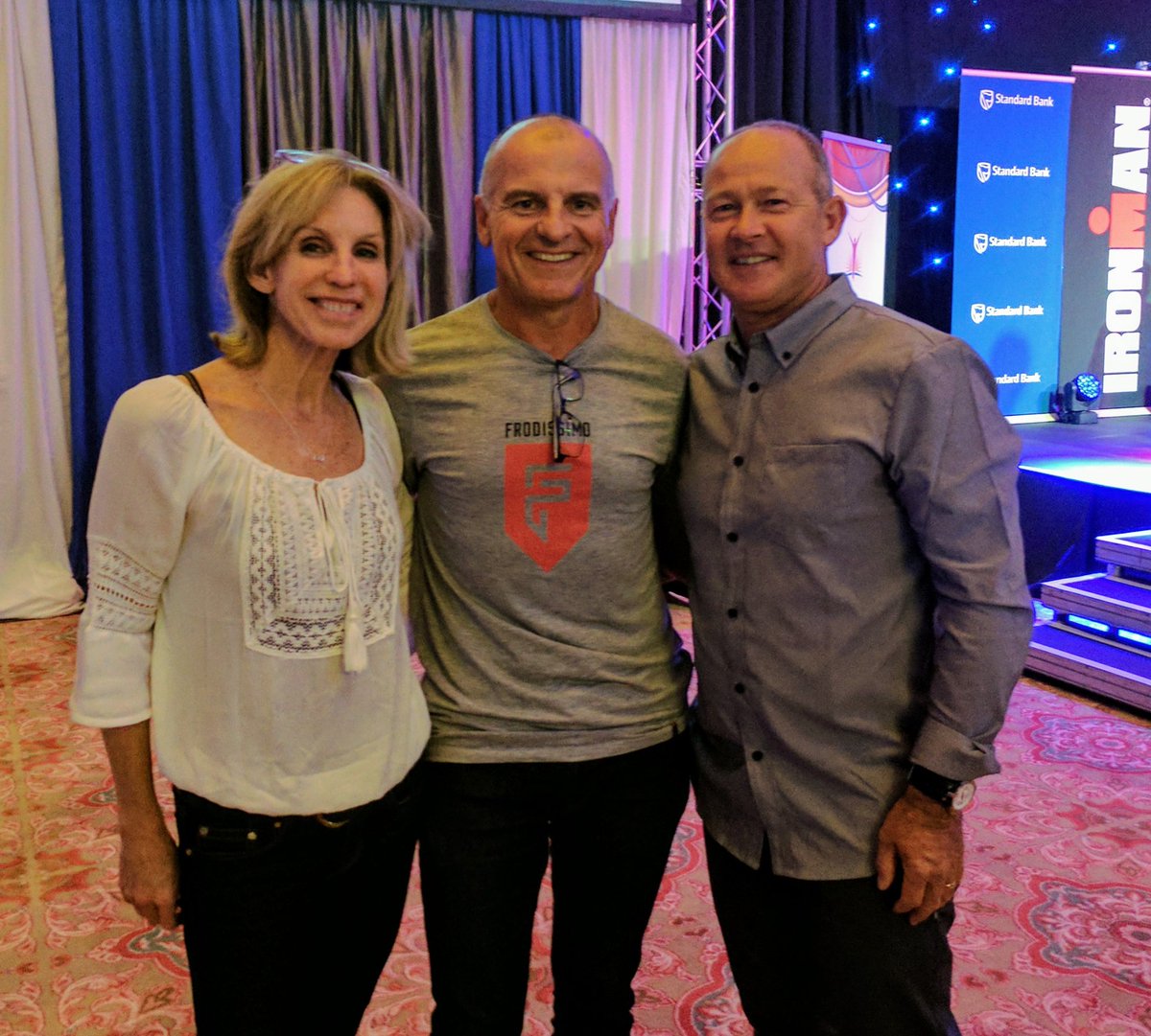 Kelf_28's tweet photo. @andrewvicary @GoldenLeeroy Managed to share a table with these 2 legends @paulanewbyfrase &amp; @IronmanLIVEgreg https://t.co/6TEAFKk8DT