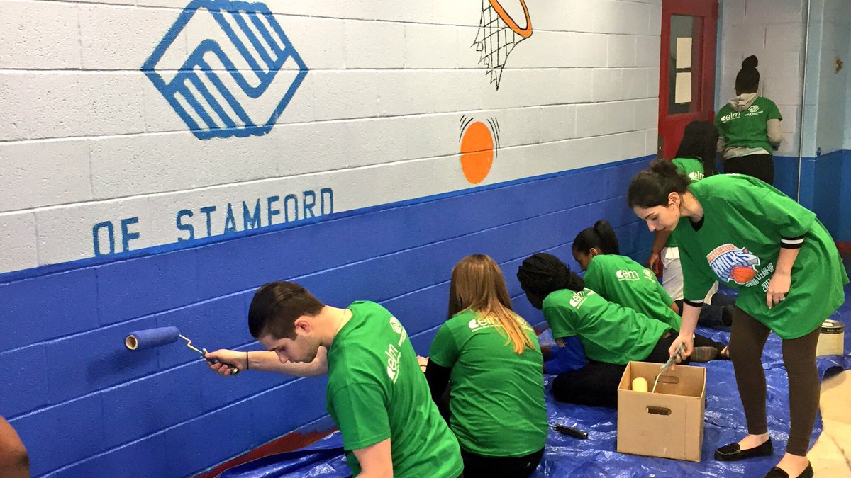 A little 🌧 can't stop <a href="/EasternLandMgmt/">Eastern Land Mgmt</a> #SpringCleanUp Day! <a href="/BGCA_Clubs/">Boys & Girls Clubs of America</a> of Stamford, you're getting a makeover 😄