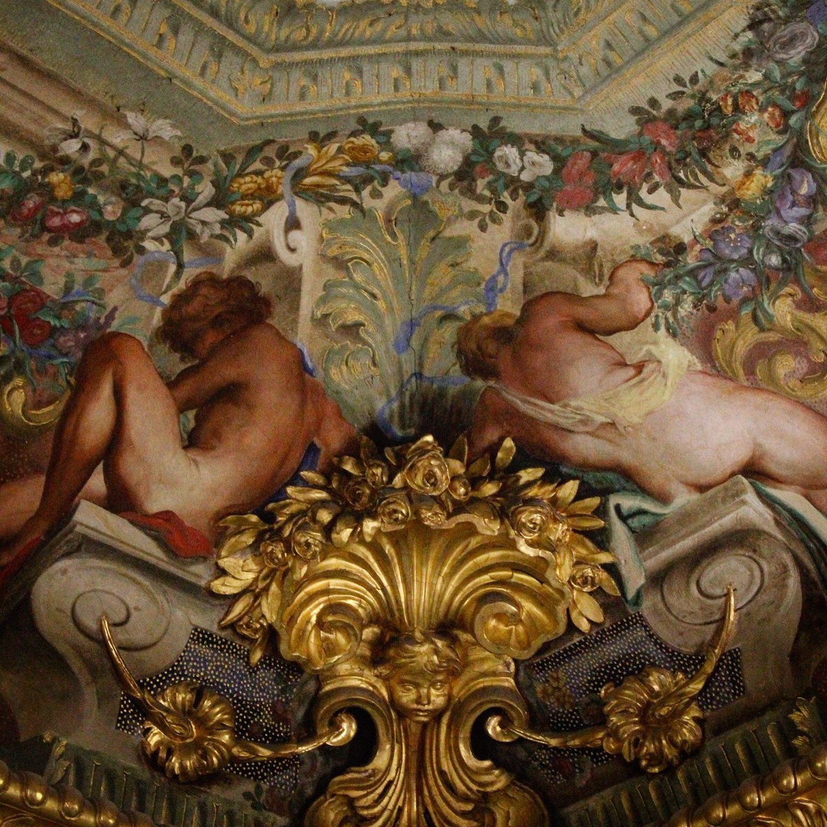 -1 👈 anzi meno poche ore, ok é beverdí ma domani sveglia presto, cellulari e fotocamere cariche ci sono i ROLLI DAYS 2017 🙌😉👋  #genova