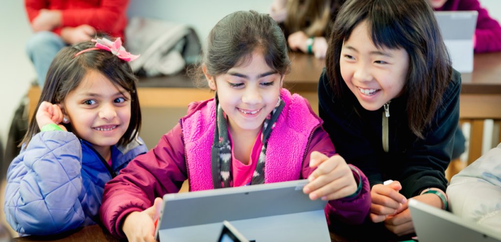 danielle_hamra's tweet photo. Trailblazers show girls the world of ... - https://t.co/HLr1UASczN #Classroom_Technology #Future_Of_Tech #Girlswhocode #Microsoft #WIT https://t.co/vrYtSaalga