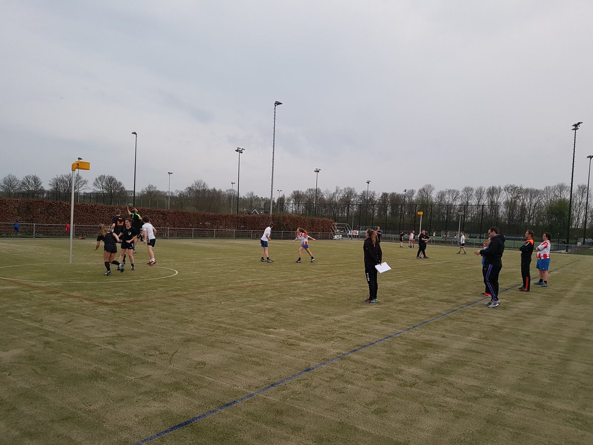 jkeizer1979's tweet image. Leuke KT3 avond gehad bij @kvtiel72 met als onderwerp coachen #observeren #analyseren