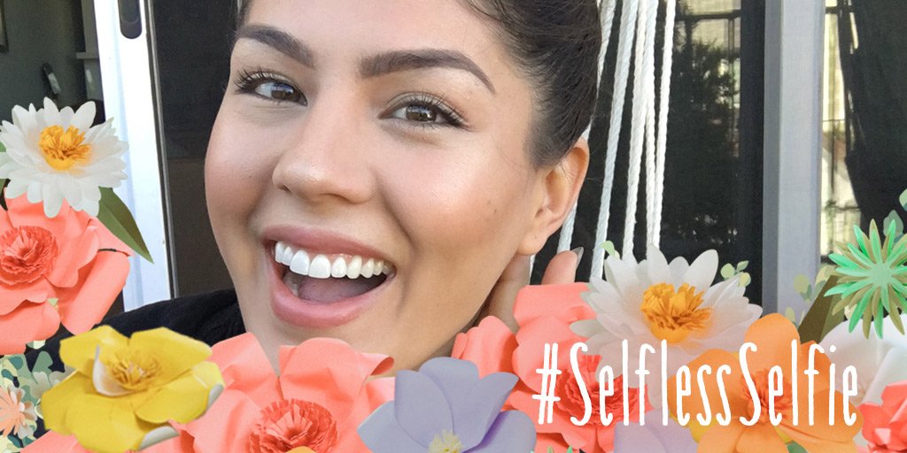 BurtsBees's tweet photo. Take a #SelflessSelfie &amp; we’ll plant 5k wildflowers to feed the bees and help bring them back. Get started: https://t.co/KHgc28ovAL https://t.co/chcpvrClMX