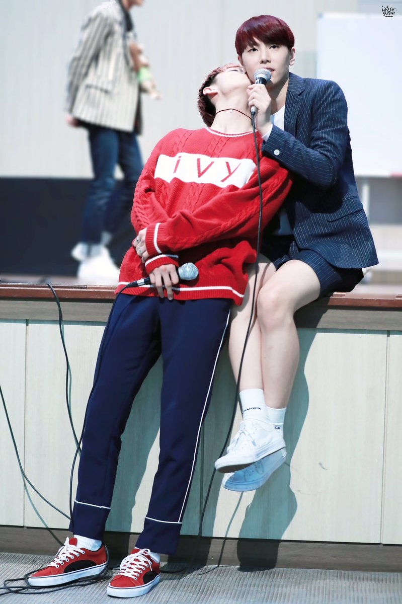 zuhospics's tweet photo. 170326 — cr. white sugar https://t.co/fbbbU9X0N8