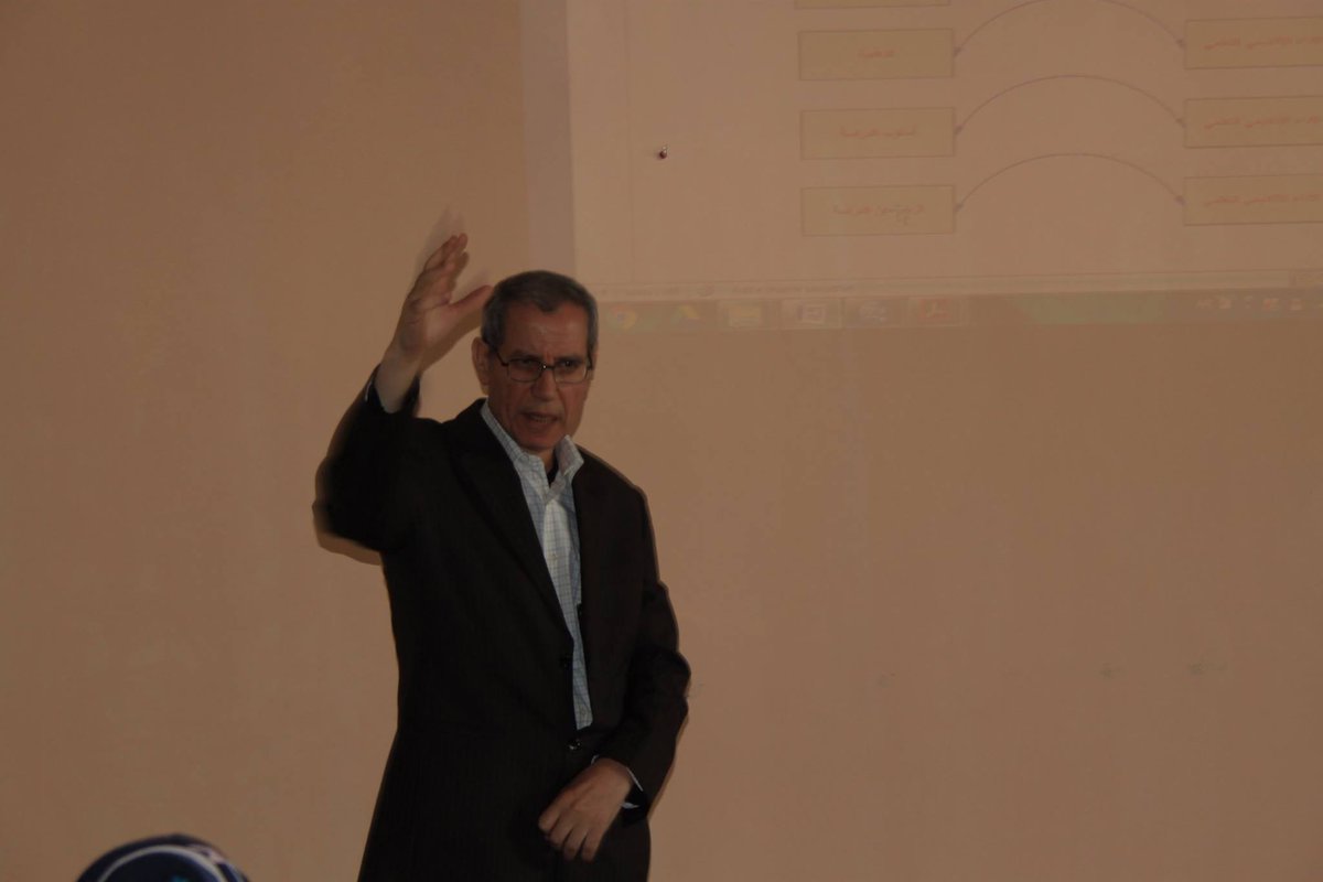 FlyersOffice's tweet photo. صور من دورة "الإحصاء المتقدم بتطبيقات برنامج SPSS" أقامتها مؤسسة فلايرز للإنتاج الإعلامي والتعليمي من تقديم البروفيسور أمحمد تيغزة. #الجزائر https://t.co/milbWv346r