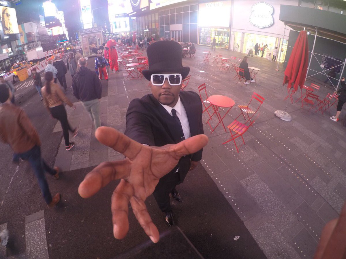 MrLewisMusic's tweet photo. Reaching out to let you know
New Single "Stand Up!"Drops Tomorrow. 
#mrlewismusic #mlstandup #smokersblend 
#mlnys #mlnysrmx https://t.co/NlzsnHLCfE