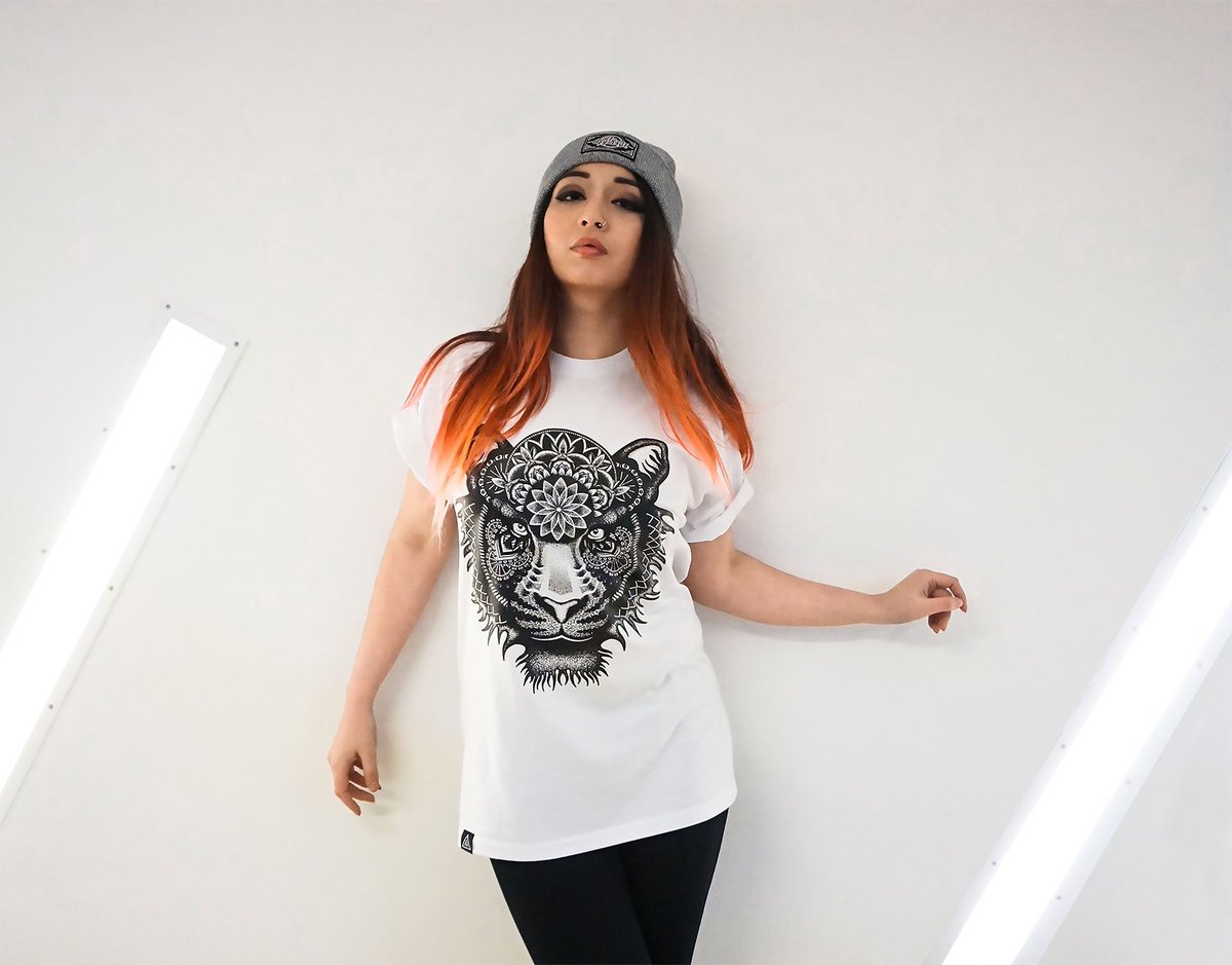 AteraApparel's tweet photo. Mandala Tiger VERSION 2 is coming! #spring17 - https://t.co/Idz8JYKlgU #fashion #style #photooftheday #instagood #girl #model #design #illu https://t.co/SJE1GlRZda