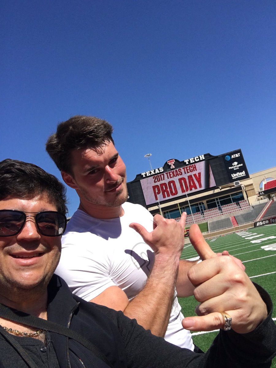 BergmansLaw's tweet photo. My client @SCAWLZ @TexasTechFB had too proday with 37 bench 36 vertical and 10.6 broad jump. His drills were perfect with @PatrickMahomes5! https://t.co/B4D8c75ICz