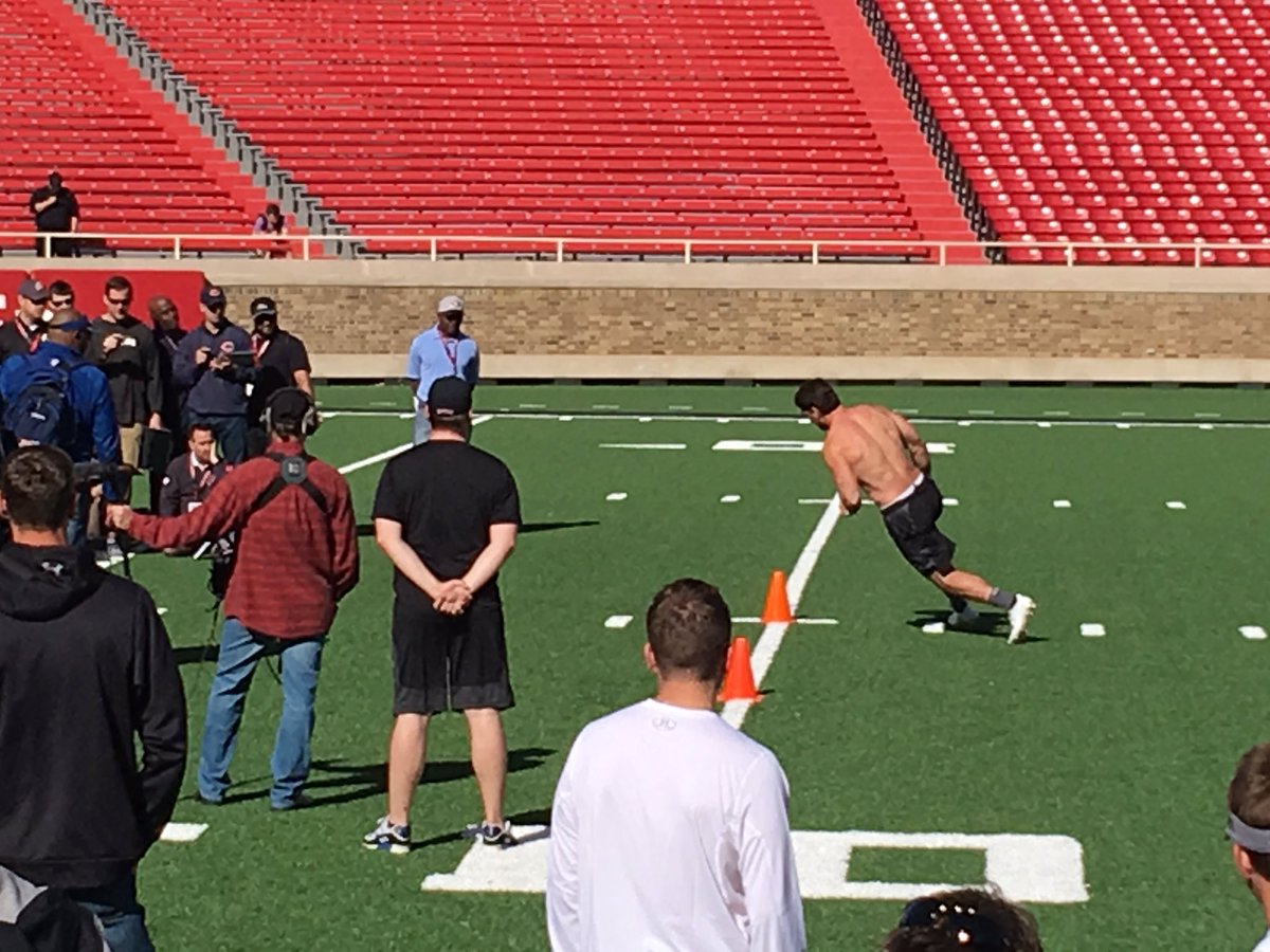 BergmansLaw's tweet photo. My client @SCAWLZ @TexasTechFB had too proday with 37 bench 36 vertical and 10.6 broad jump. His drills were perfect with @PatrickMahomes5! https://t.co/B4D8c75ICz