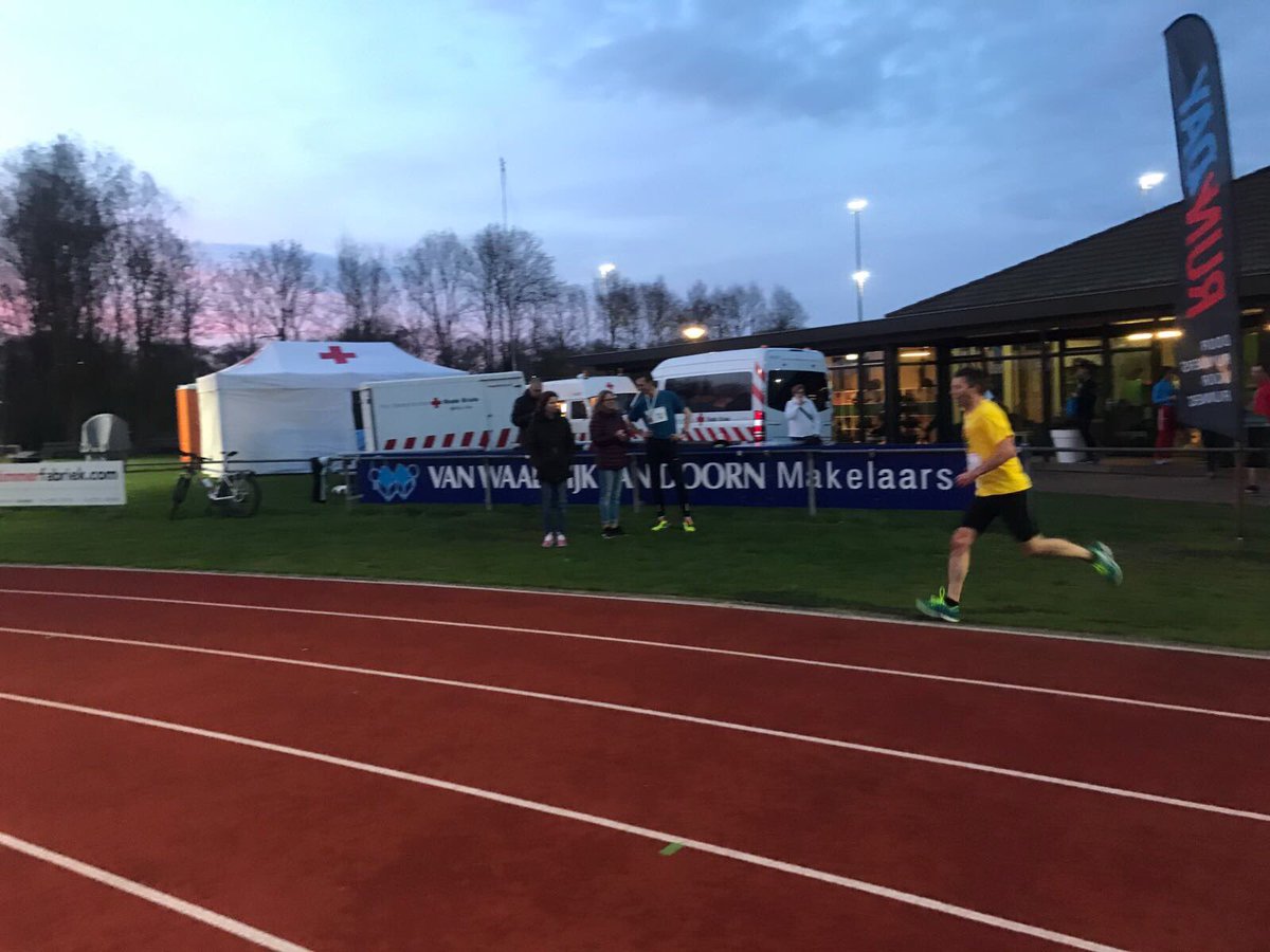 fokzaa's tweet image. Met 41:07 @Busbaanloop gedaan, samen met drie collega&apos;s internetredactie. Leuke loop, goed georganiseerd @avsuomi