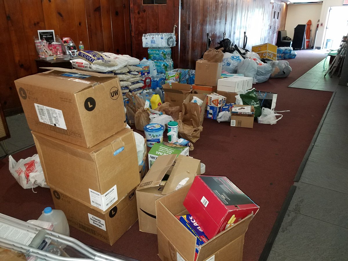 ActualidadRadio's tweet photo. #ActualidadTomaLaCalle #AyudaAPeru #HelpPeru ¡Gracias a todos nuestros oyentes por sus donaciones! https://t.co/RBJYkBApvn