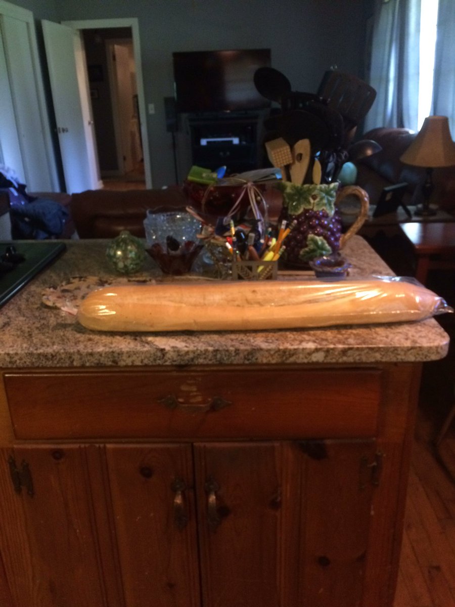 damnyouteto's tweet photo. @deuxforeuses Try me one more time. I'll eat this whole thing myself. https://t.co/0JUI3ARAeW