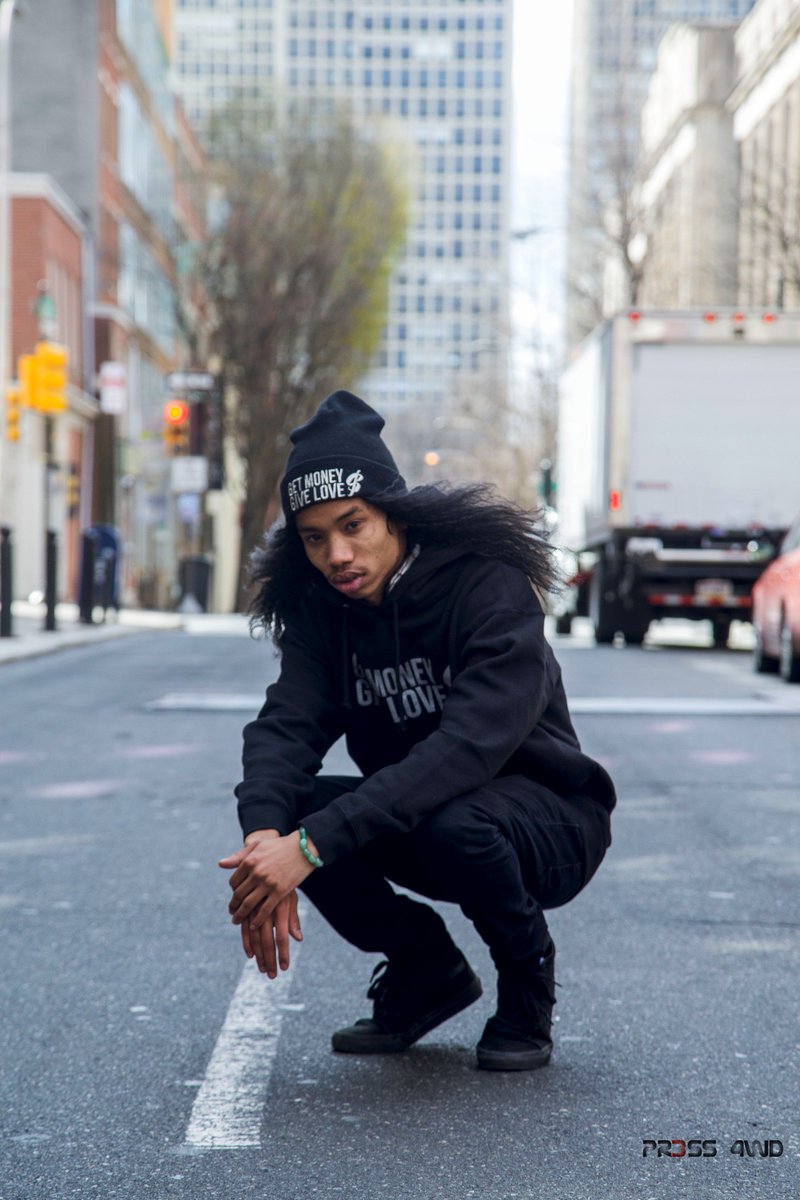 Pr3ss4wd's tweet photo. Book us for your next shoot #photographer #photoshoot #streetshoots #style #philly https://t.co/jFMyUM5nrH