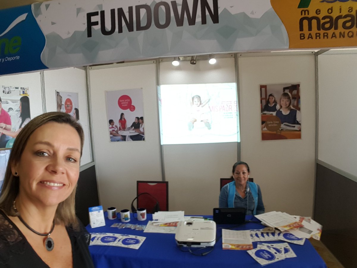 c_ritzel's tweet photo. Reclamando mi kit de la #MMBQ en #ExpoFitMe  con @FundownCaribe , qué esperas para reclamar el tuyo? https://t.co/WQOtKvSQTb