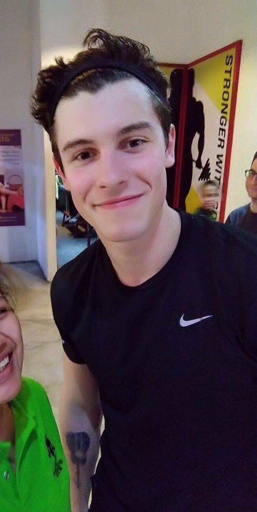 taykarmas's tweet image. Como pensam que o Shawn Mendes é / Como ele realmente é
SHAWN DESENCALHOU
#JFCShawnMendes