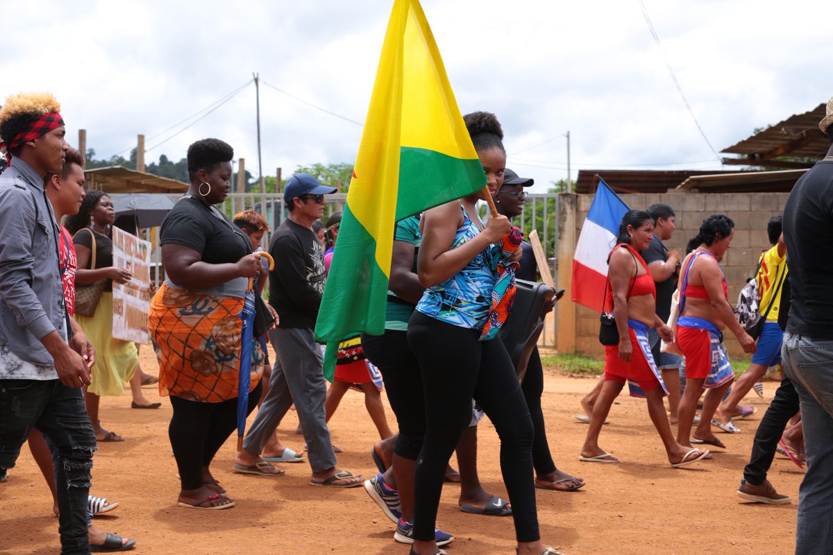 Chromaroni's tweet photo. HAUT MARONI: Le collectif Wayana de Talhuen et Twenke a rejoint la mobilisation de Maripasoula #Anowiopo et Papaïchton #KankantiiOndo hier. https://t.co/SIYbJNwX8Z