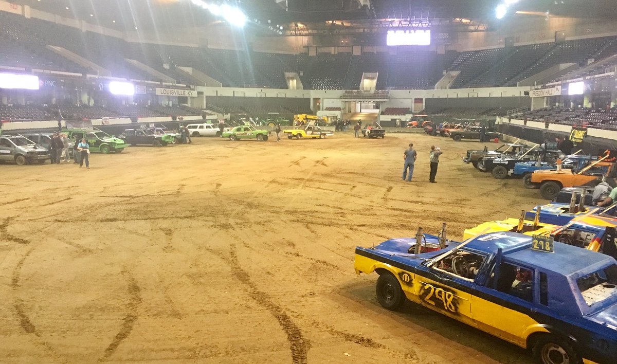 kyexpocenter's tweet photo. It's almost demo time at Freedom Hall!
Photo via https://t.co/cOLxl1nwXD #kyexpo #BluegrassBash #demolitionderby https://t.co/NaPYdrNvcJ