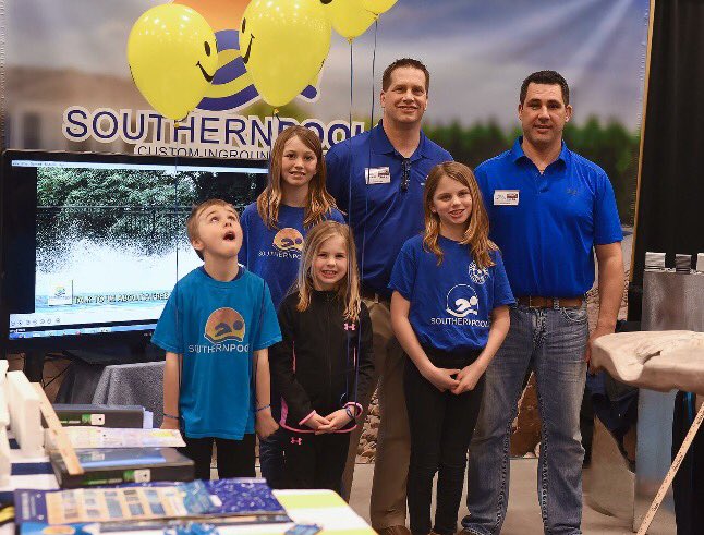 southernpools5's tweet photo. We had a great time at the Chatham Kent Home &amp; Garden show last weekend!  Great to see so many friendly faces! #southernpools #chathamkent https://t.co/F1EIz0oijH