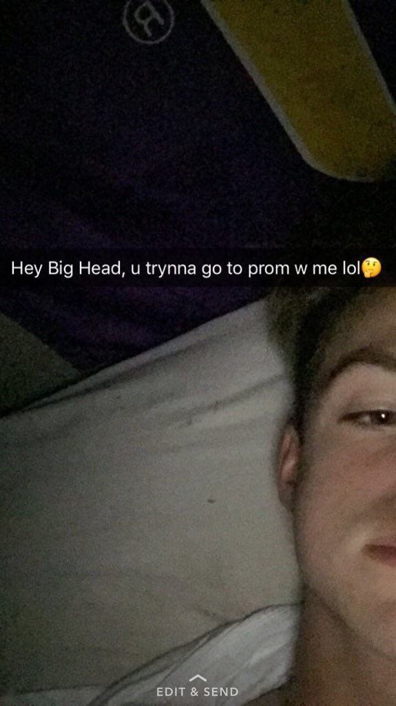 ApexProm's tweet photo. Promposal #49! #ApexProm๐๐ผ๐บ๐ผ https://t.co/ZRBqbGKCjJ