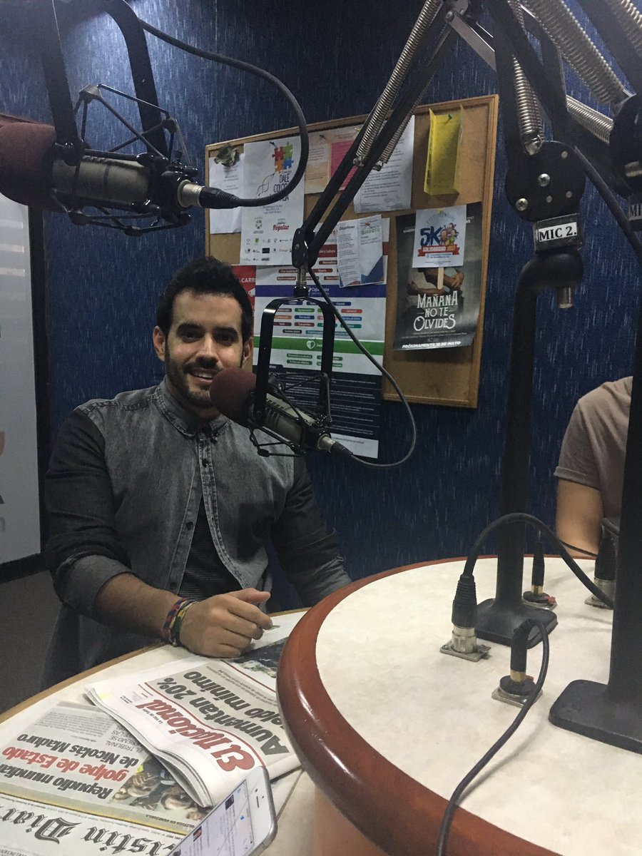 <a href="/MannyCruzRD/">Manny Cruz</a> en <a href="/stncrd/">SinTaconesNiCorbatas</a> #sintaconesnicorbatas por <a href="/LANOTA957FM/">LA NOTA 95.7 FM</a>